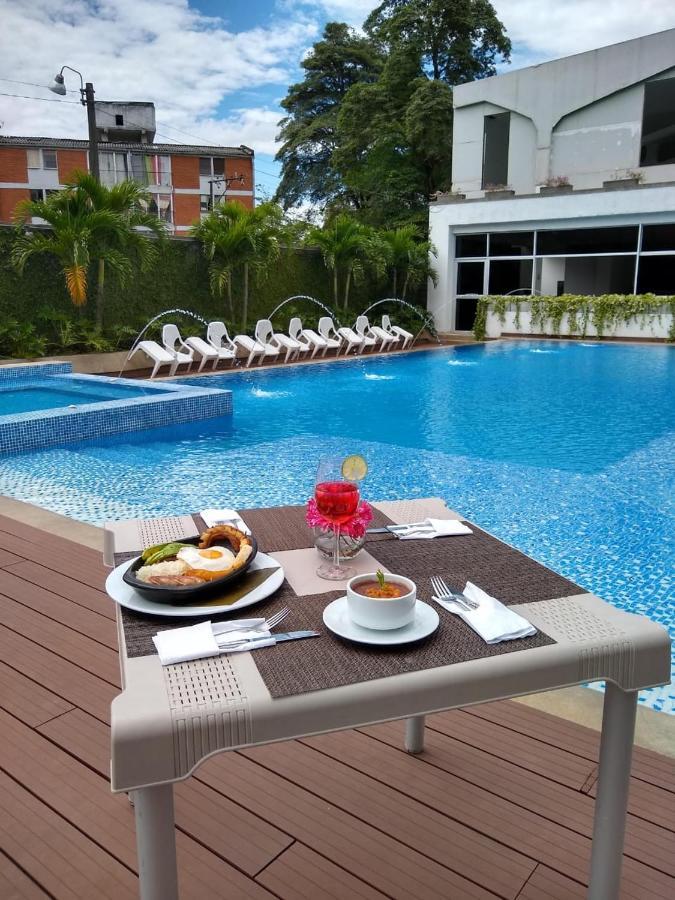 Hotel Blue 66 卡利 外观 照片