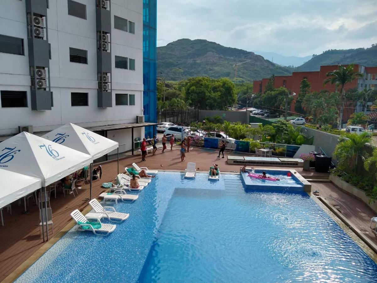 Hotel Blue 66 卡利 外观 照片
