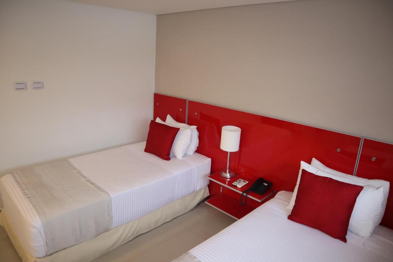 Hotel Blue 66 卡利 外观 照片