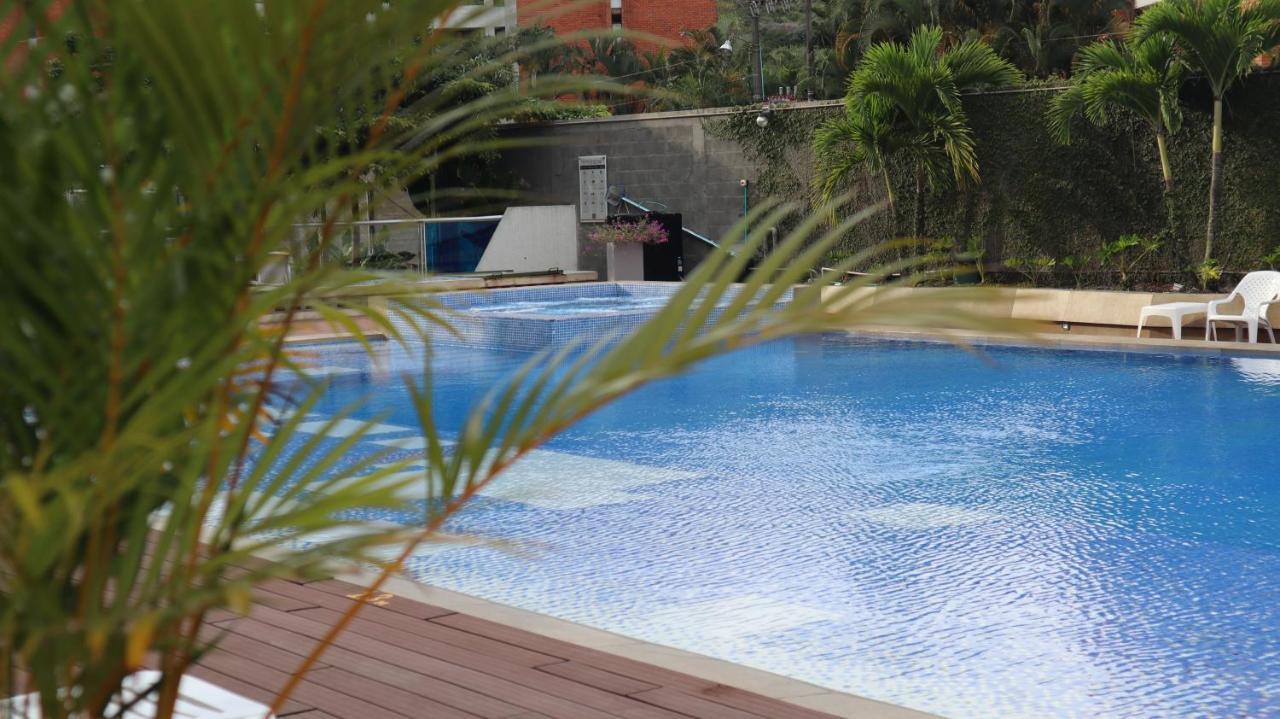Hotel Blue 66 卡利 外观 照片