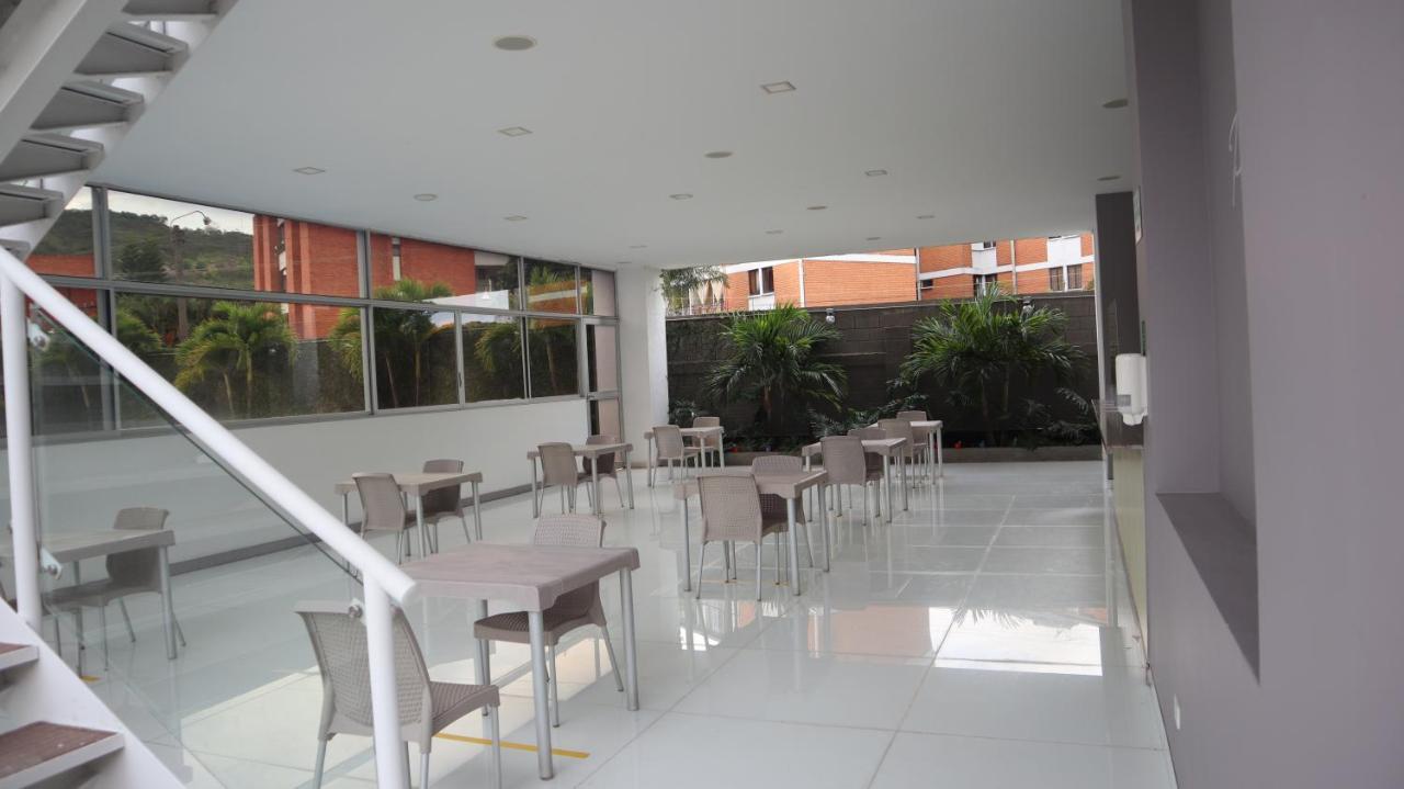 Hotel Blue 66 卡利 外观 照片