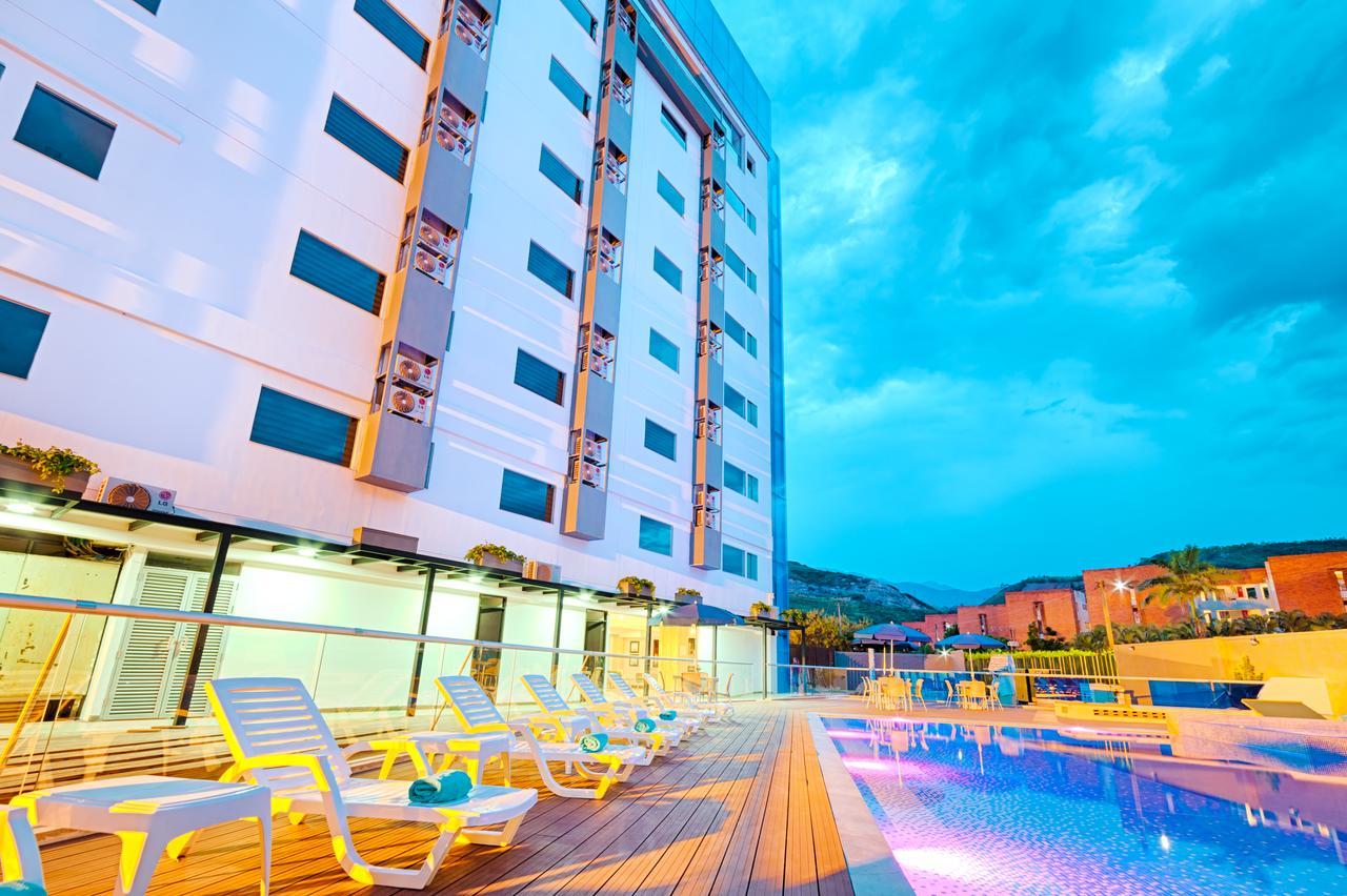 Hotel Blue 66 卡利 外观 照片