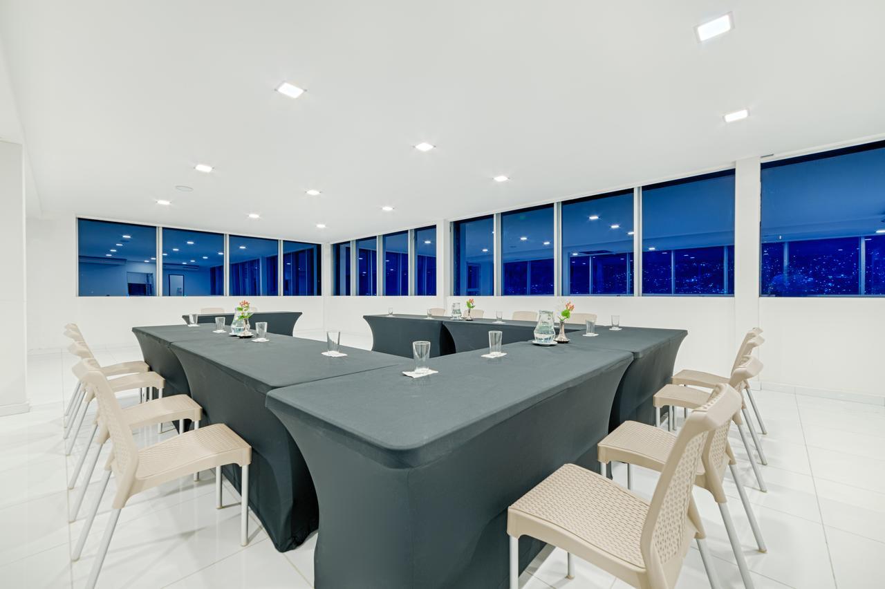Hotel Blue 66 卡利 外观 照片