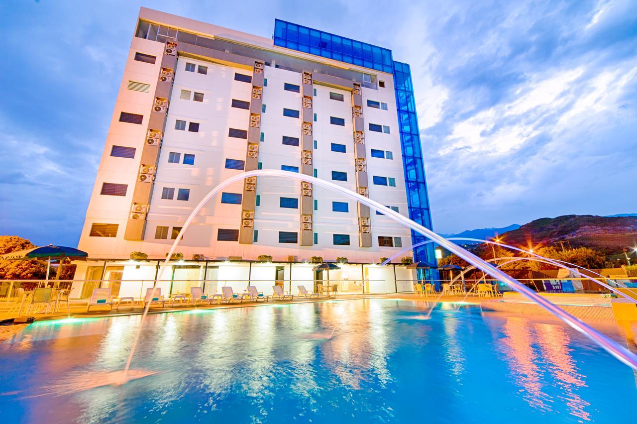 Hotel Blue 66 卡利 外观 照片
